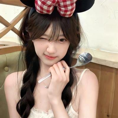 致敬白衣天使公益云演唱会